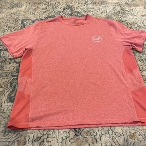 Vineyard Vines performance tee